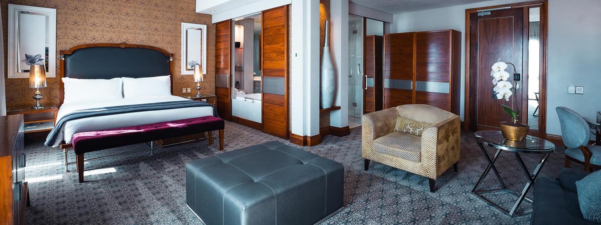 Pivot Hotel Montecasino Johannesburg Bagian luar foto